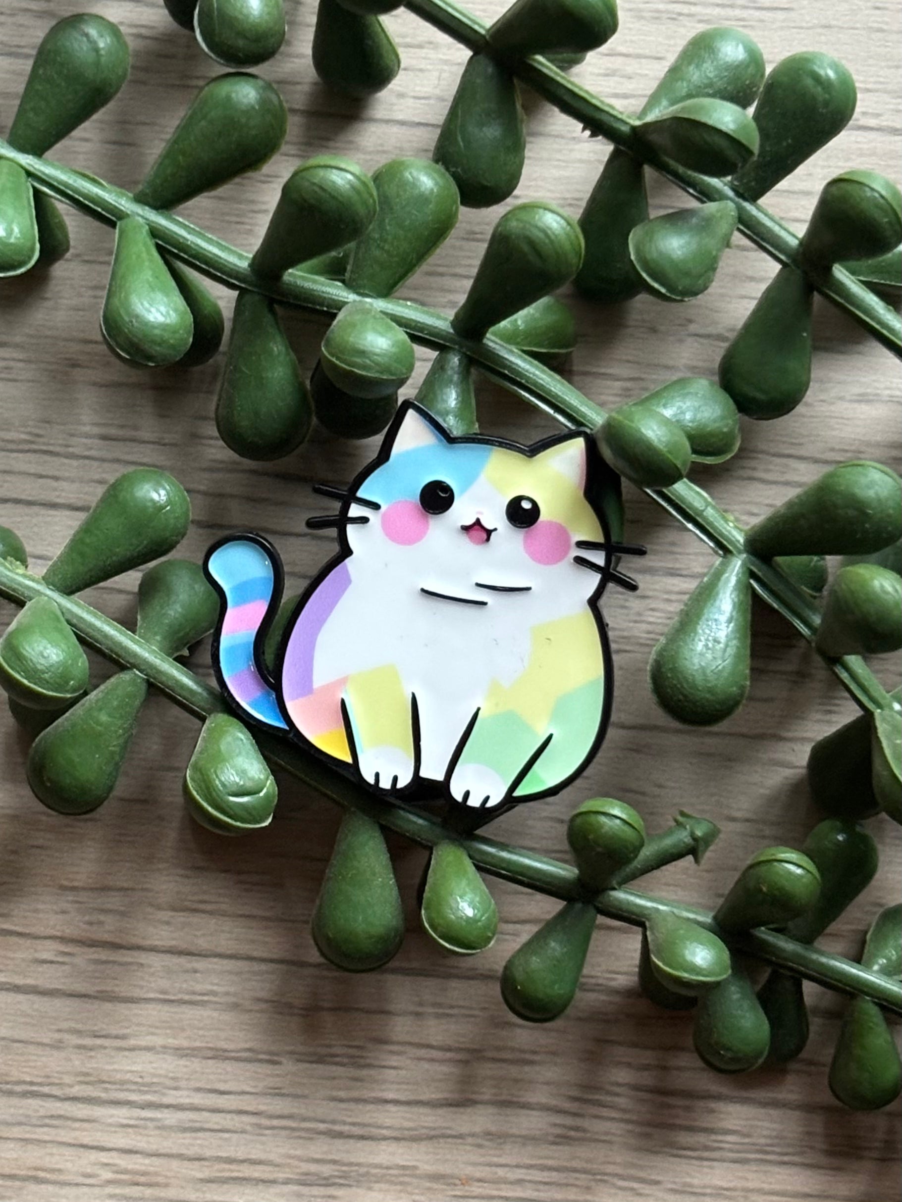 Pastel sitting cat Pin
