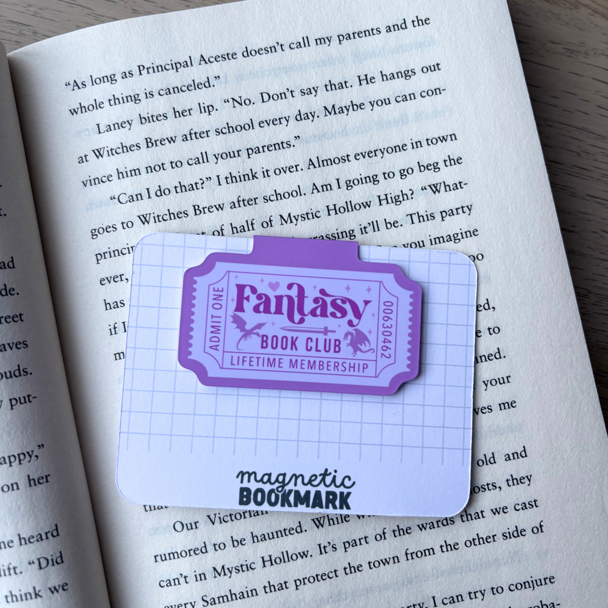 Fantasy Bookclub | Magnetic Bookmark