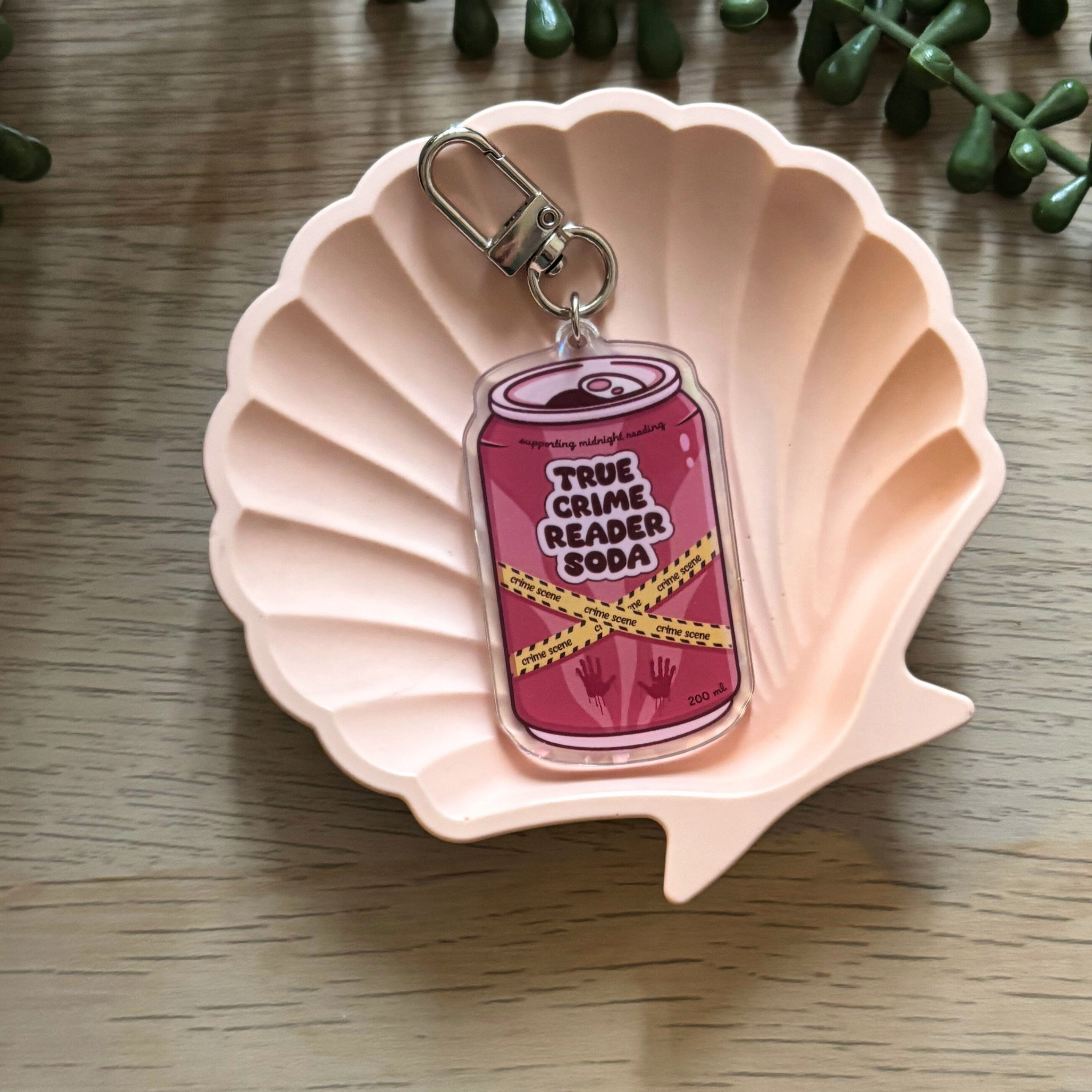 True Crime Reader Soda Keyring