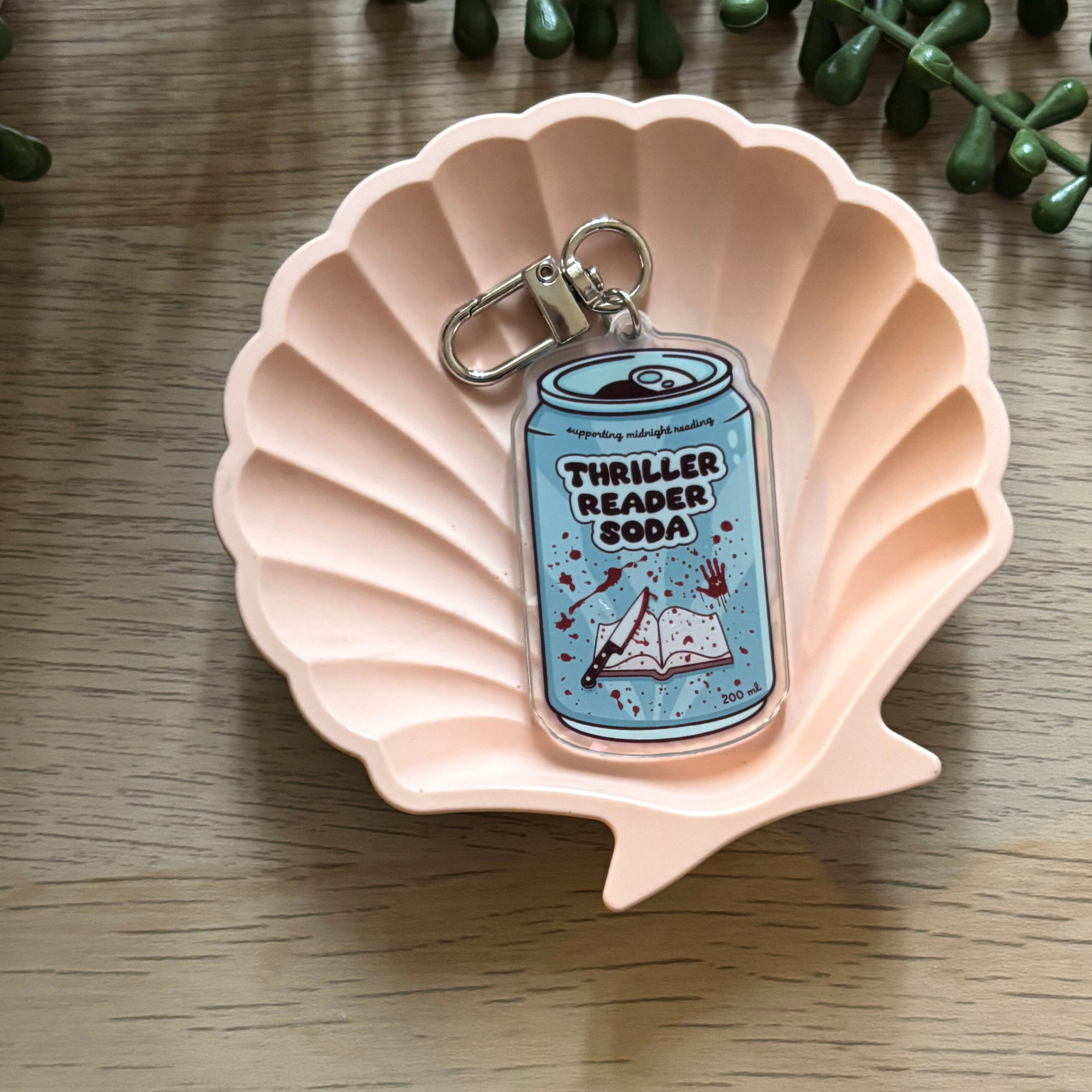 Thriller Reader Soda Keyring