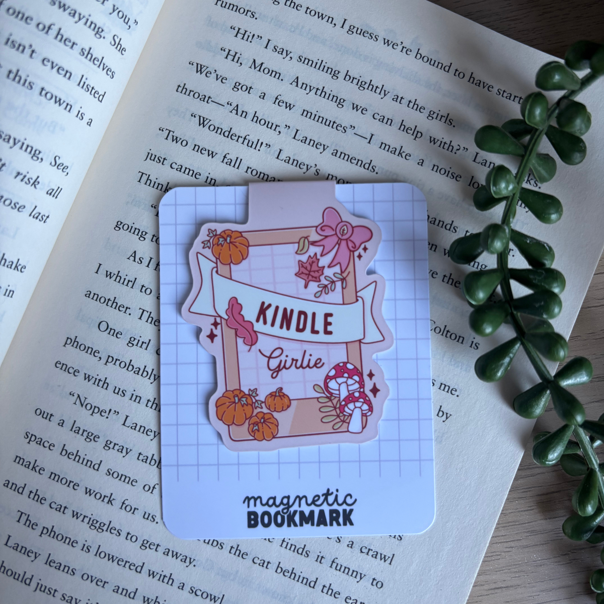 Kindle Girlie | Magnetic Bookmark