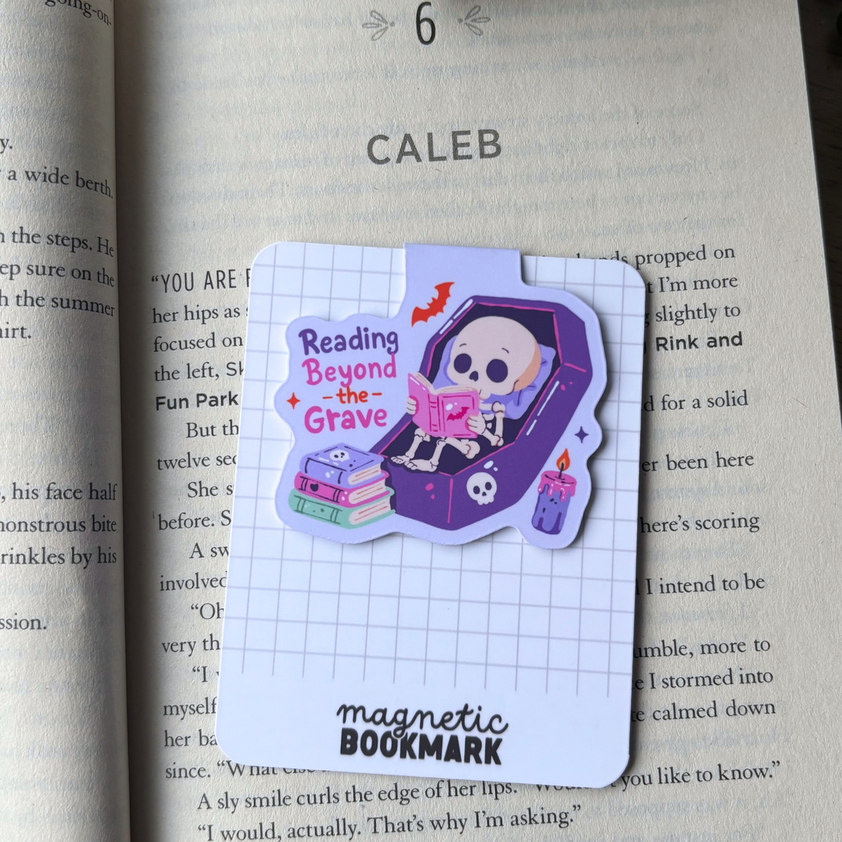 Reading beyond | Magnetic Bookmark