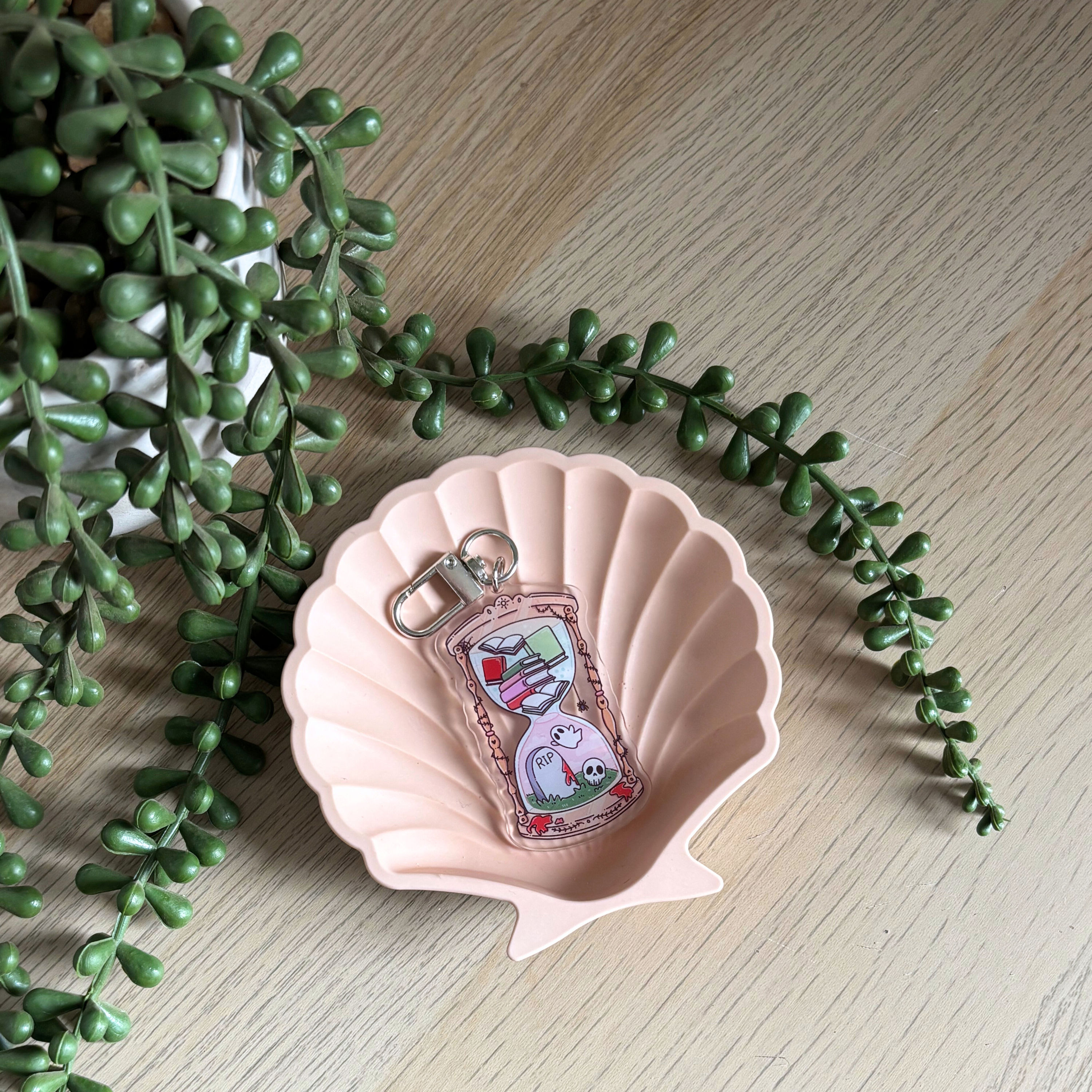 Horror hourglass Keyring