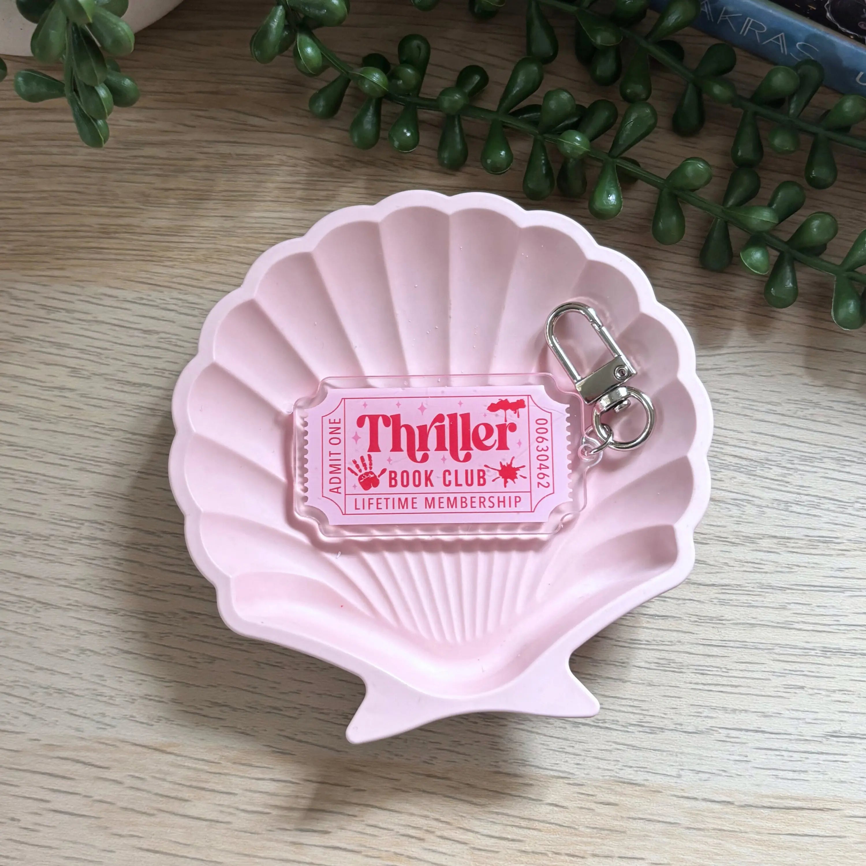 Thriller Bookclub Keyring